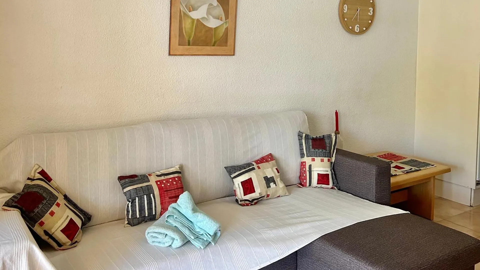 Two Bedroom Apartment In Castle Harbour C201 Los Cristianos  Hiszpania