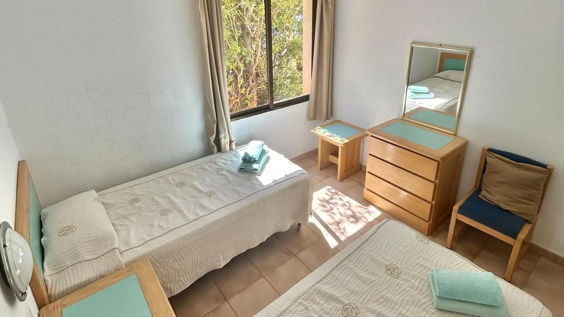 Two Bedroom Apartment In Castle Harbour C201 Los Cristianos