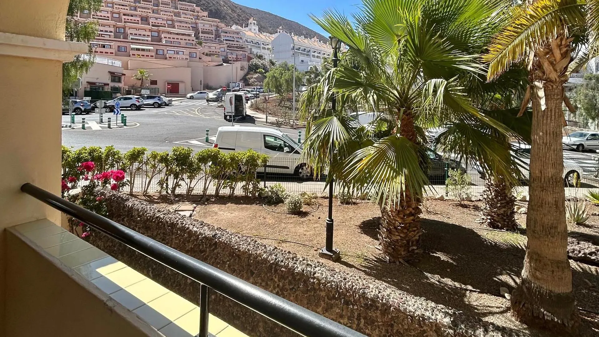 Two Bedroom Apartment In Castle Harbour C201 Los Cristianos  0*, Los Cristianos (Tenerife) Hiszpania