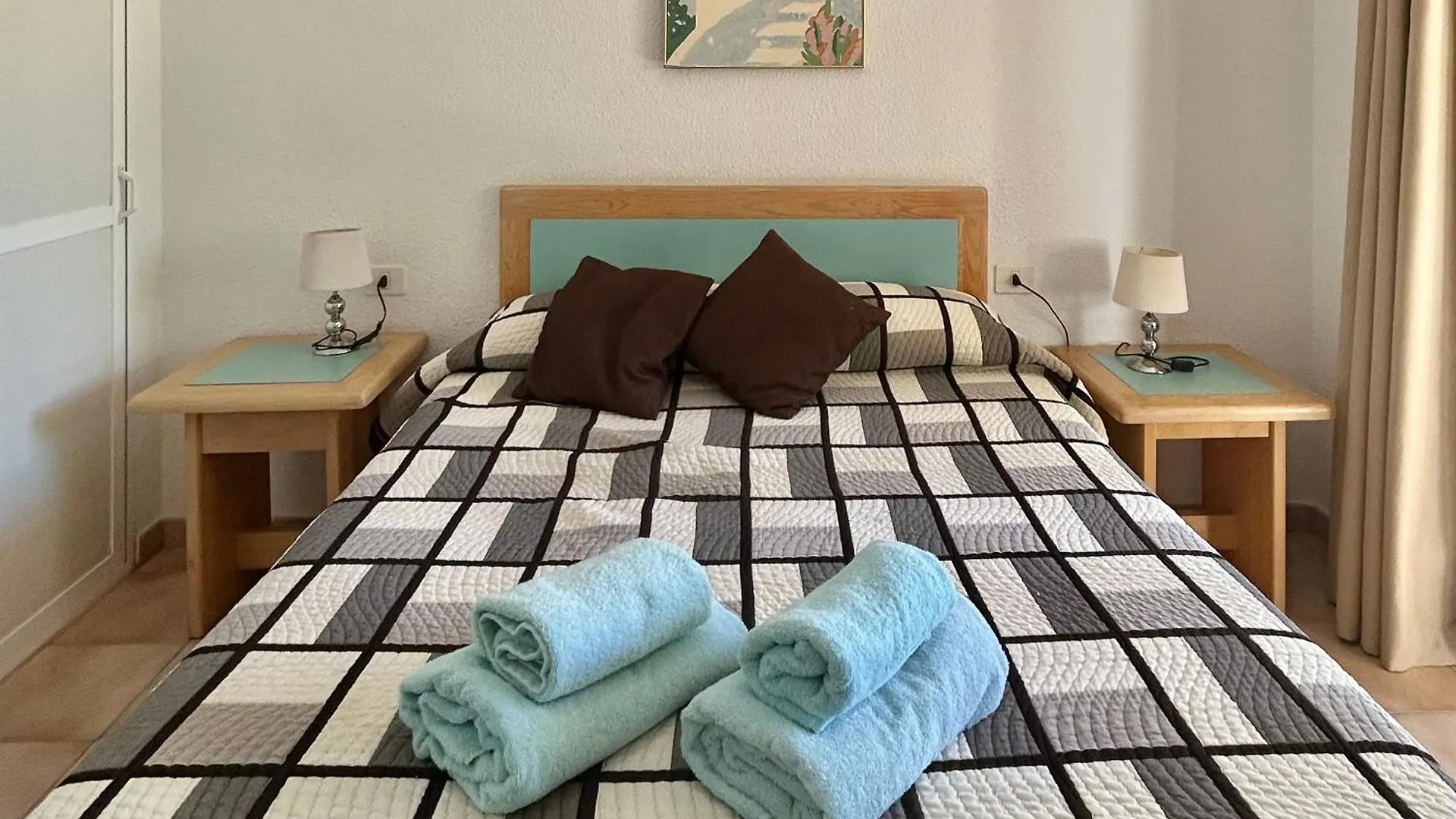 Two Bedroom Apartment In Castle Harbour C201 Los Cristianos   Los Cristianos (Tenerife)