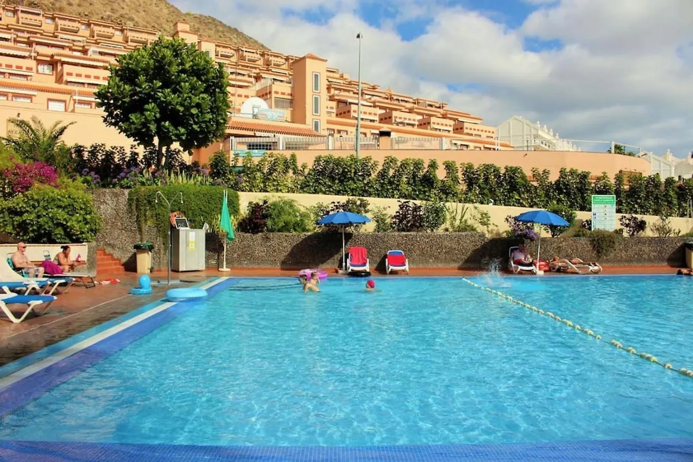 Two Bedroom Apartment In Castle Harbour C201 Los Cristianos  Los Cristianos (Tenerife)